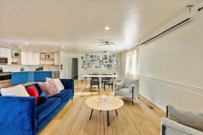 Private Room & Bathroom Hiking Trails Close By